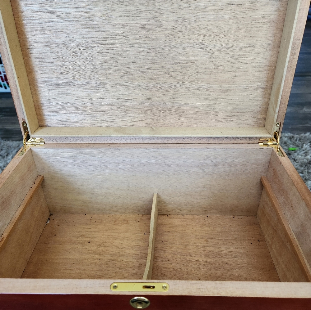 Antique-Style Humidor